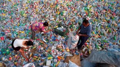 Quyết định cấm nhập khẩu rác nhựa của Trung Quốc khiến toàn cầu xáo động