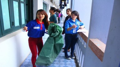 Nơi màu xanh “nảy mầm” từ phế liệu