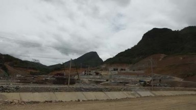  Lào vẫn tiến hành xây dựng đập Xayaburi 