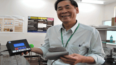   Máy đo huyết áp tự động