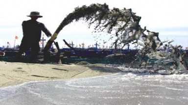 Quảng Trị: Khai thác cát trái phép ảnh hưởng tới sông