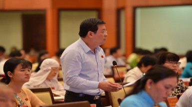 TP.HCM ngập rác: Giám đốc 3 sở giải trình