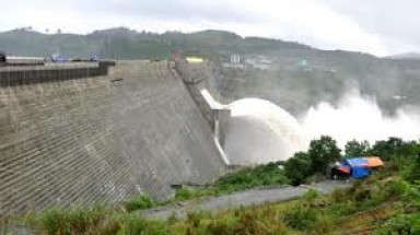  Rao bán hai nhà máy thủy điện ở Quảng Nam