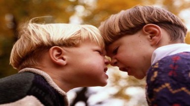  Nước có gaz gây tính hung hăng ở trẻ