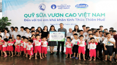 Quỹ sữa Vươn cao Việt Nam đến với trẻ em Thừa Thiên Huế