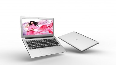Mua laptop siêu mỏng Acer Aspire V5 – 471 được nâng cấp RAM 4GB