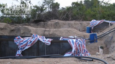  Xem xét xử lý một doanh nghiệp tự ý khai thác vàng