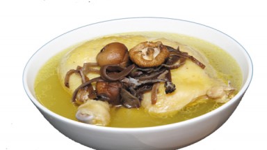 Bị suy thận, huyết áp không được ăn canh gà dưỡng sinh