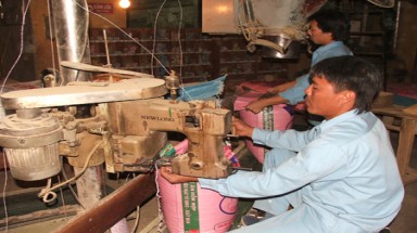 Doanh nghiệp thức ăn chăn nuôi sợ giấy phép con