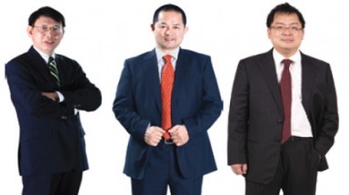 Ai sẽ ngồi vào “ghế nóng” CEO FPT?