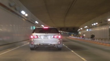 Hầm vượt sông Sài Gòn có một số vị trí thấm nước