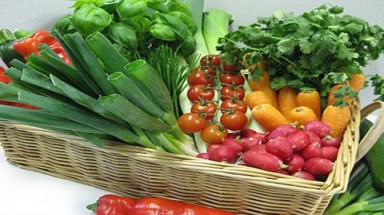 Chế phẩm tạo màng phủ ngoài rau quả có tốt không?