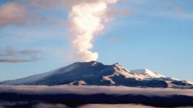  New Zealand: Núi lửa phun trào dữ dội sau 1 thế kỷ