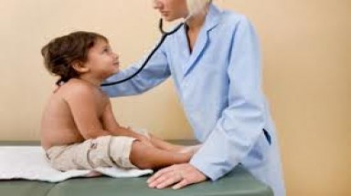 Biểu hiện trẻ bị bệnh tim bẩm sinh?