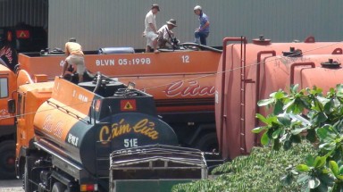  Biến nước lã, tạp chất thành xăng dầu