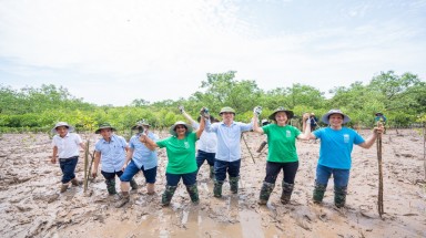 Hợp tác nhằm xây dựng khả năng chống chịu với biến đổi khí hậu của cộng đồng