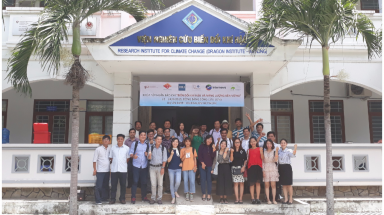 Khóa tập huấn báo chí với chủ đề “Biến đổi khí hậu và năng lượng bền vững”