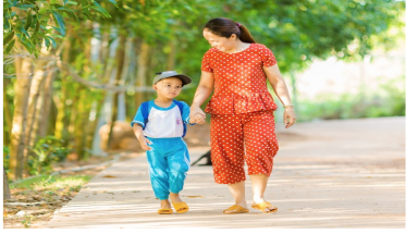 Phụ huynh tâm tư khi trẻ tựu trường trong  mùa dịch