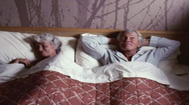 Không ngủ được vì ông nhà ngủ ngáy?