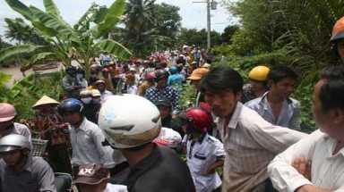 Hậu Giang: Náo động vì tin đồn cua đinh “thiêng”