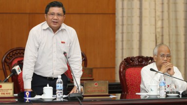   Khiếu kiện đất đai “rất nghiêm trọng”