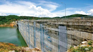 Kết luận "động đất": Vì sao chính quyền và người dân không tin?