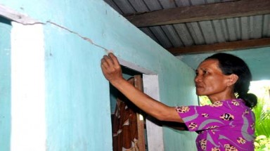 Bỏ chạy khỏi vùng động đất