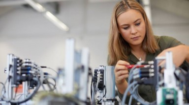 Siemens triển khai chương trình đào tạo số hóa