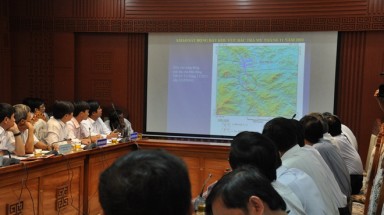 Họp về động đất, địa phương không "tâm phục"