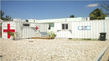 Khu khám bệnh từ các container