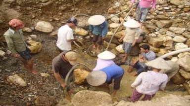 Nhức nhối nạn khai thác vàng trái phép ở Nghệ An