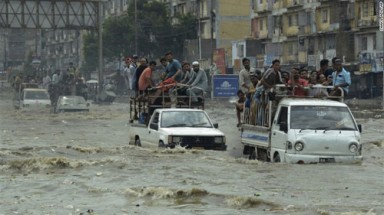 Nam Á hứng chịu lũ lụt tồi tệ nhất trong 10 năm