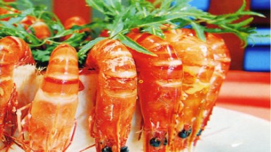 Có hay không canxi trong vỏ tôm?
