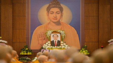 Viếng tang Chủ tịch nước: Chỉ mang băng tang, không mang vòng hoa
