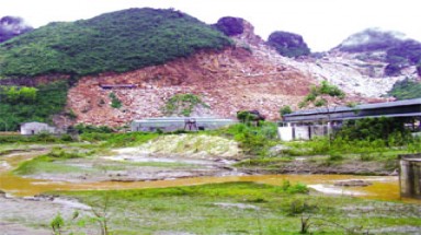  Đói khát trên "mỏ vàng"