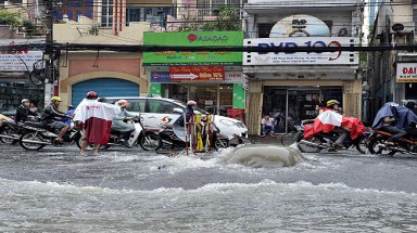  TP.HCM lo... chống ngập nước