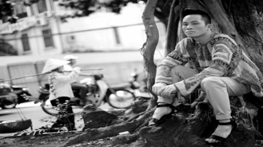 Làm sao sống được bằng nước lã + khí trời?