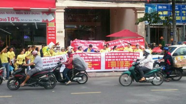 Buôn địa ốc kiểu "treo đầu dê bán thịt chó"