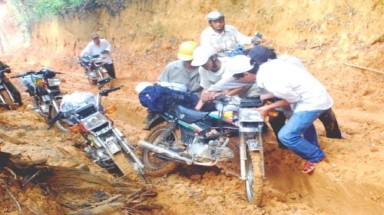  Những ”ốc đảo” giữa miền rừng thẳm