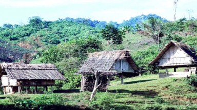 Dự trữ lương thực cho bão lũ