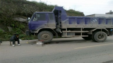 Trung Quốc: Thêm một bé 5 tuổi bị tài xế cố tình cán 2 lần