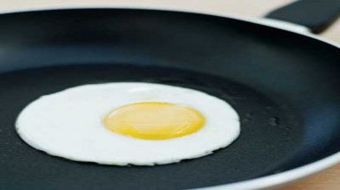  9 hóa chất thường gặp gây vô sinh