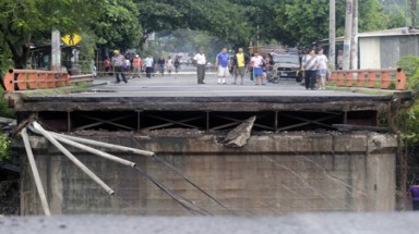 Mưa lũ tại Trung Mỹ làm 81 người chết