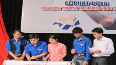 Đà Nẵng: Cam kết xây dựng trường học không khói thuốc lá
