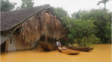 Chính phủ nói chủ động phòng thiên tai sao cứ chờ mưa mới xả nước?