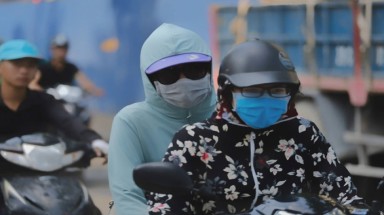 Ô nhiễm gia tăng, Bộ Tài nguyên và Môi trường khuyến cáo hạn chế ra ngoài