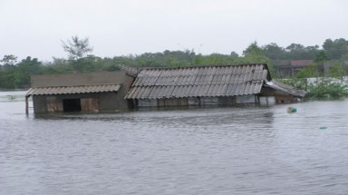  Quảng Bình: Mưa lũ cướp đi mạng người