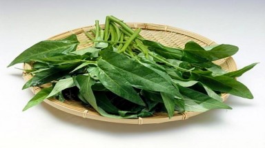 Trị quai bị bằng rau muống