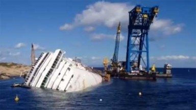  Cứu hộ lớn nhất lịch sử để giải cứu tàu ”Titanic Italy”