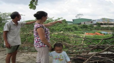  Hòa Bình: Cháy xưởng sang chiết thuốc trừ sâu, dân hoang mang